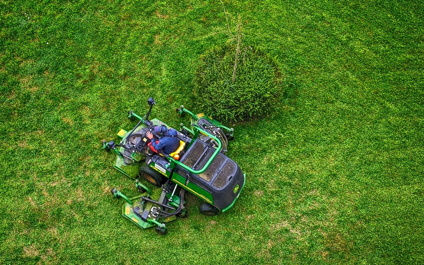 Essential Groundskeeping Practices for Commercial Properties